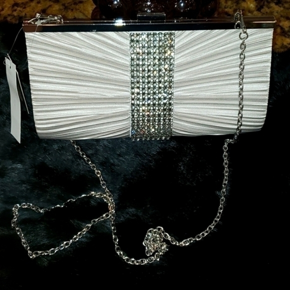 NWT‎ Jessica Mcclintock Laura Silver Evening Bag